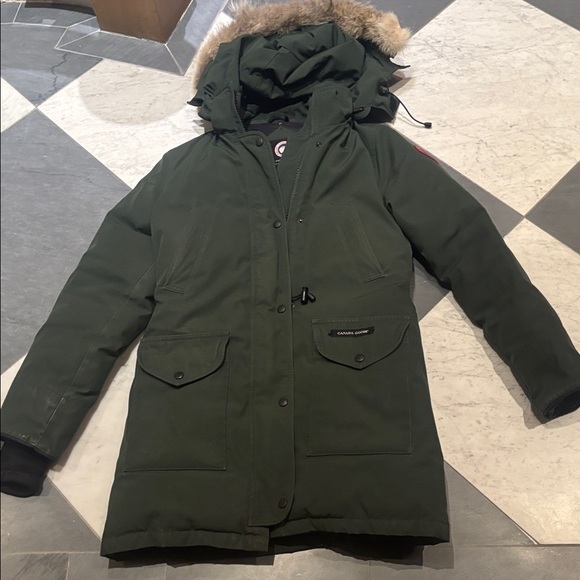 Canada Goose women’s jacket - Picture 4 of 6